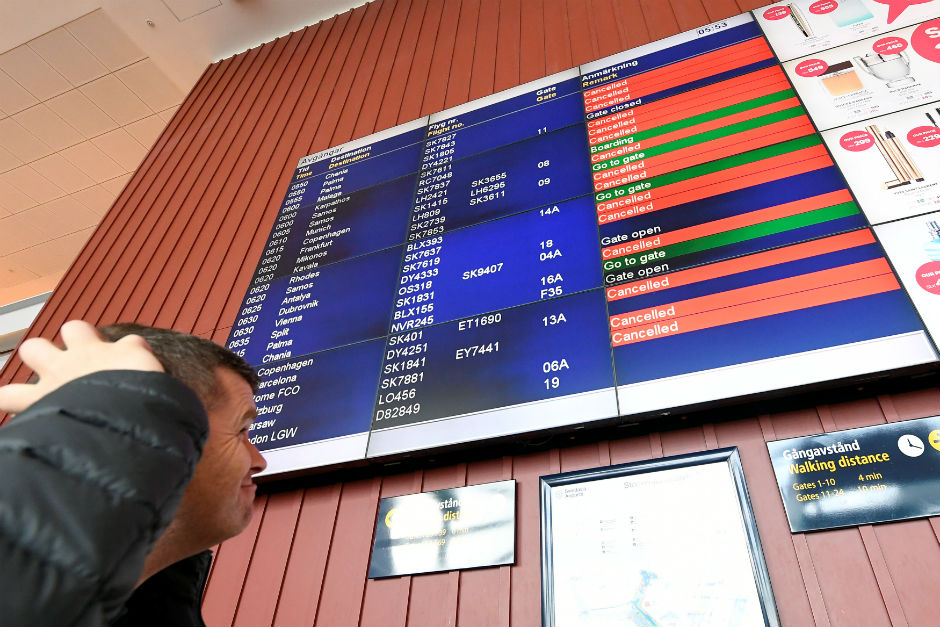 2016-06-11T112454Z_1004514074_D1AETJGYWKAA_RTRMADP_3_SAS-STRIKE