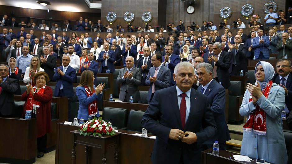 2016-07-19T092134Z_788171132_LR1EC7J0PZNVD_RTRMADP_3_TURKEY-SECURITY-YILDIRIM-PROSECUTION