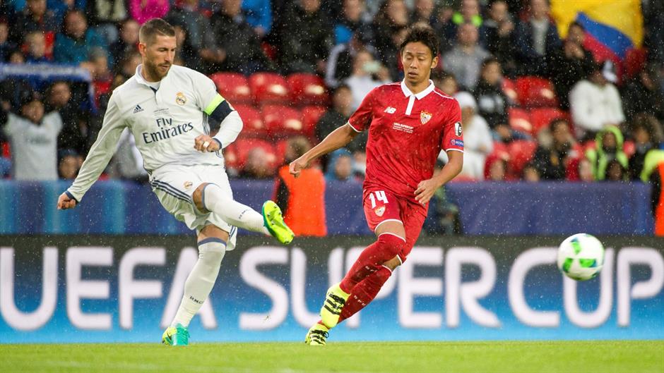 2016-08-09T193032Z_1904433645_S1BETUMQUQAA_RTRMADP_3_SOCCER-SUPER-REA-SEV