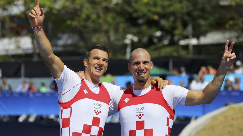 2016-08-11T145051Z_1534519822_RIOEC8B158P6D_RTRMADP_3_OLYMPICS-RIO-ROWING-M-DOUBLESCULLS