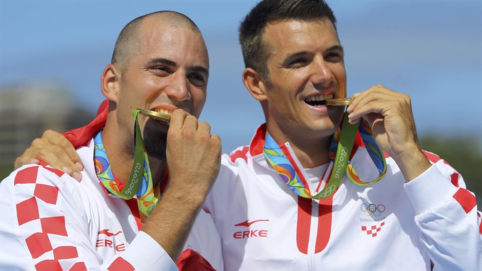 2016-08-11T152046Z_736911842_RIOEC8B16MK7V_RTRMADP_3_OLYMPICS-RIO-ROWING-M-DOUBLESCULLS