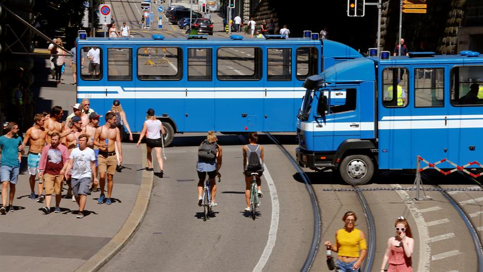 2016-08-13T154659Z_1684067815_S1AETVFOFBAA_RTRMADP_3_SWISS-CULTURE