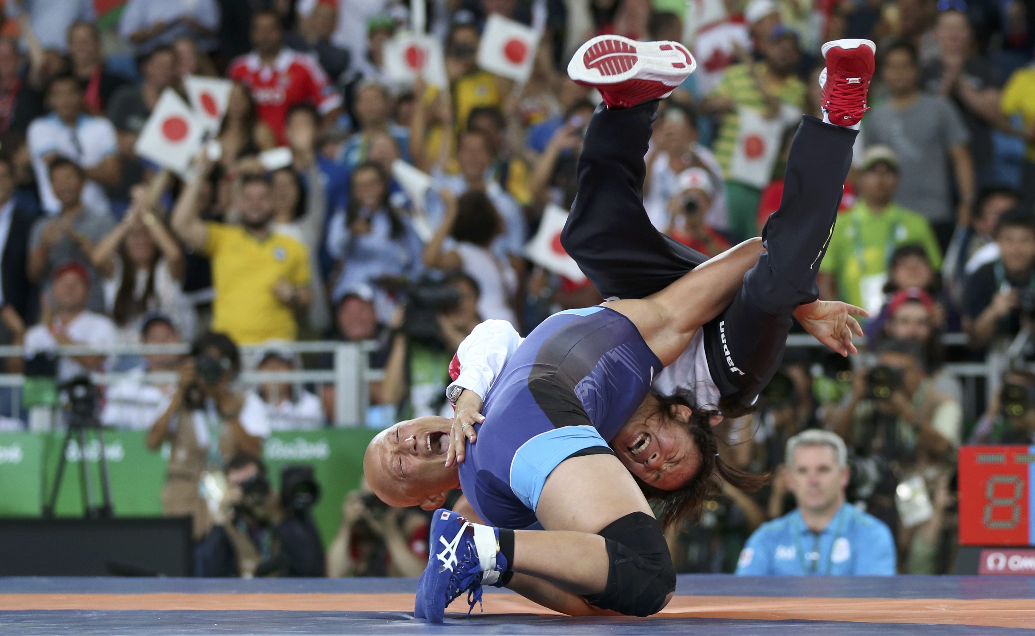 2016-08-18T214633Z_1683227472_RIOEC8I1OH6B2_RTRMADP_3_OLYMPICS-RIO-WRESTLING-W-63KG