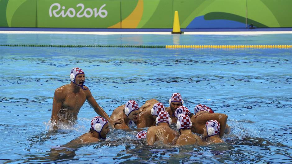 2016-08-20T205918Z_530488017_RIOEC8K1MASBN_RTRMADP_3_OLYMPICS-RIO-WATERPOLO-M