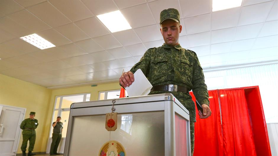 2016-09-06T102000Z_1266591801_D1AETZSKQIAA_RTRMADP_3_BELARUS-ELECTION