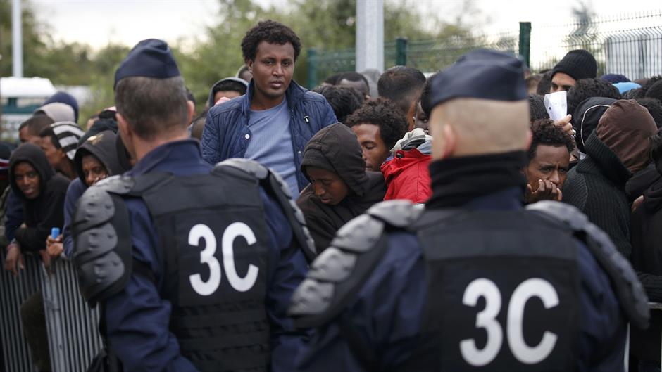2016-10-22T102811Z_467598103_LR1ECAM0SZKWN_RTRMADP_3_EUROPE-MIGRANTS-CALAIS