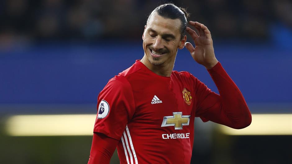 2016-10-23T170700Z_120244020_MT1ACI14650224_RTRMADP_3_SOCCER-ENGLAND-CHE-MUN