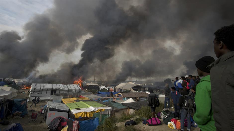 2016-10-26T164504Z_472405871_LR1ECAQ1AITAM_RTRMADP_3_EUROPE-MIGRANTS-CALAIS