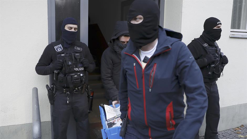 2016-11-15T080900Z_2104825412_LR1ECBF0MMOPD_RTRMADP_3_GERMANY-SECURITY-RAIDS