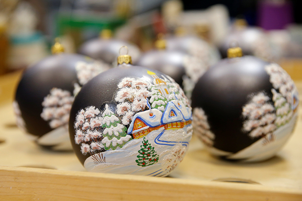 REUTERS/Maxim Zmeyev