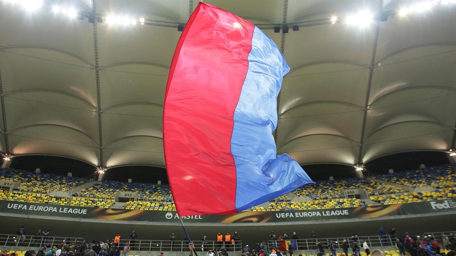 2016-11-24T210546Z_19389794_RC13E17B2700_RTRMADP_3_SOCCER-EUROPA-SBT-OSM