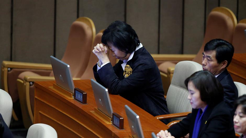 2016-12-09T080937Z_1332645318_RC1548F22730_RTRMADP_3_SOUTHKOREA-POLITICS