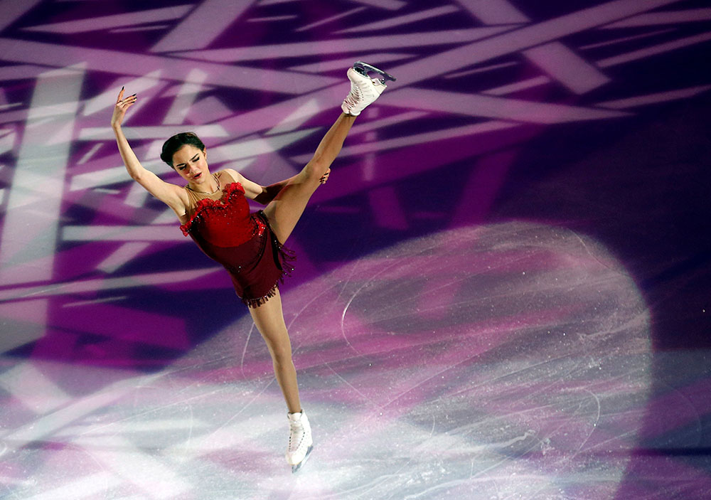 2016-12-11T160748Z_1409102763_RC1990EA2C10_RTRMADP_3_FIGURESKATING-FRANCE