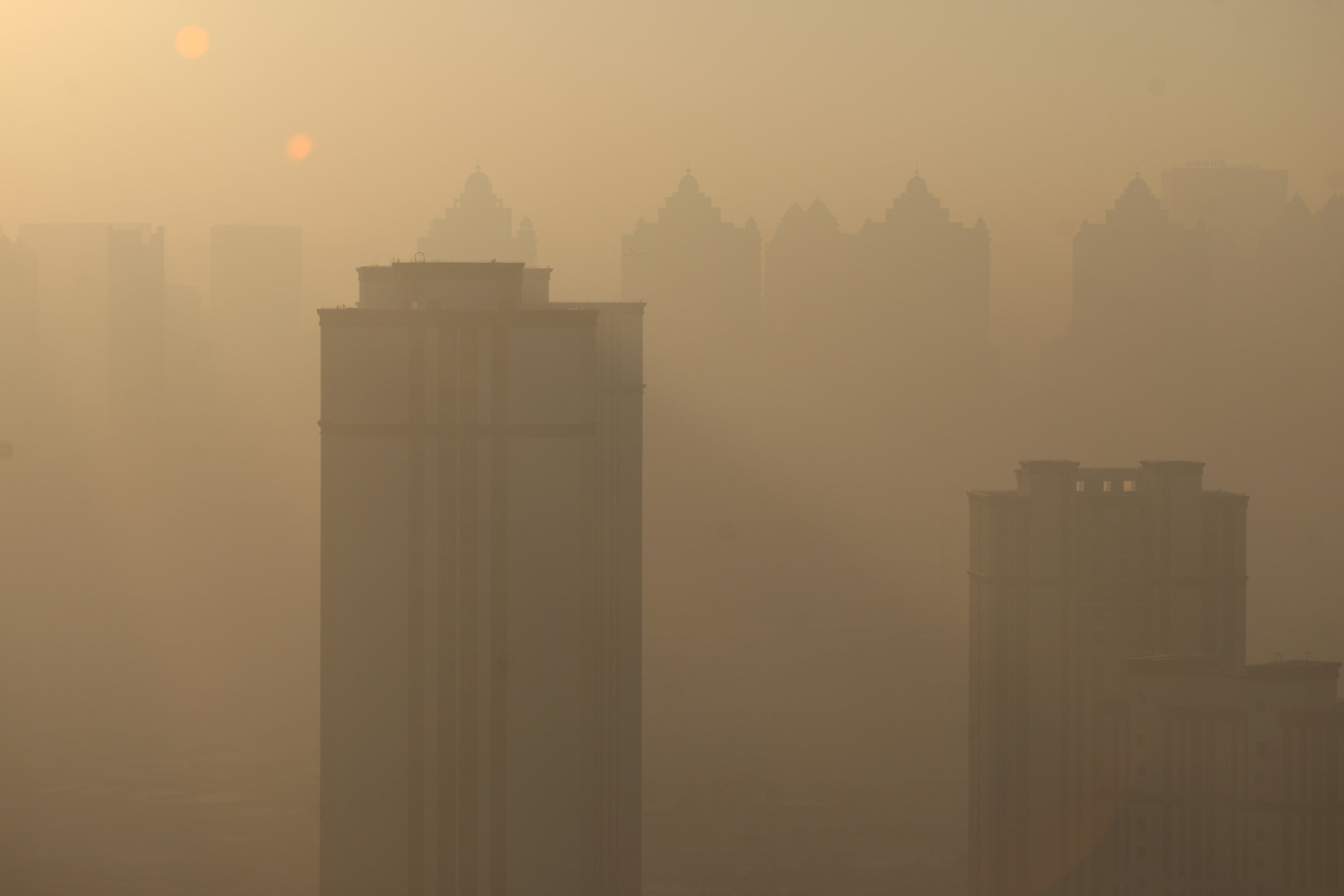 2016-12-17T073606Z_520595271_RC1FB5B7DA20_RTRMADP_3_CHINA-POLLUTION