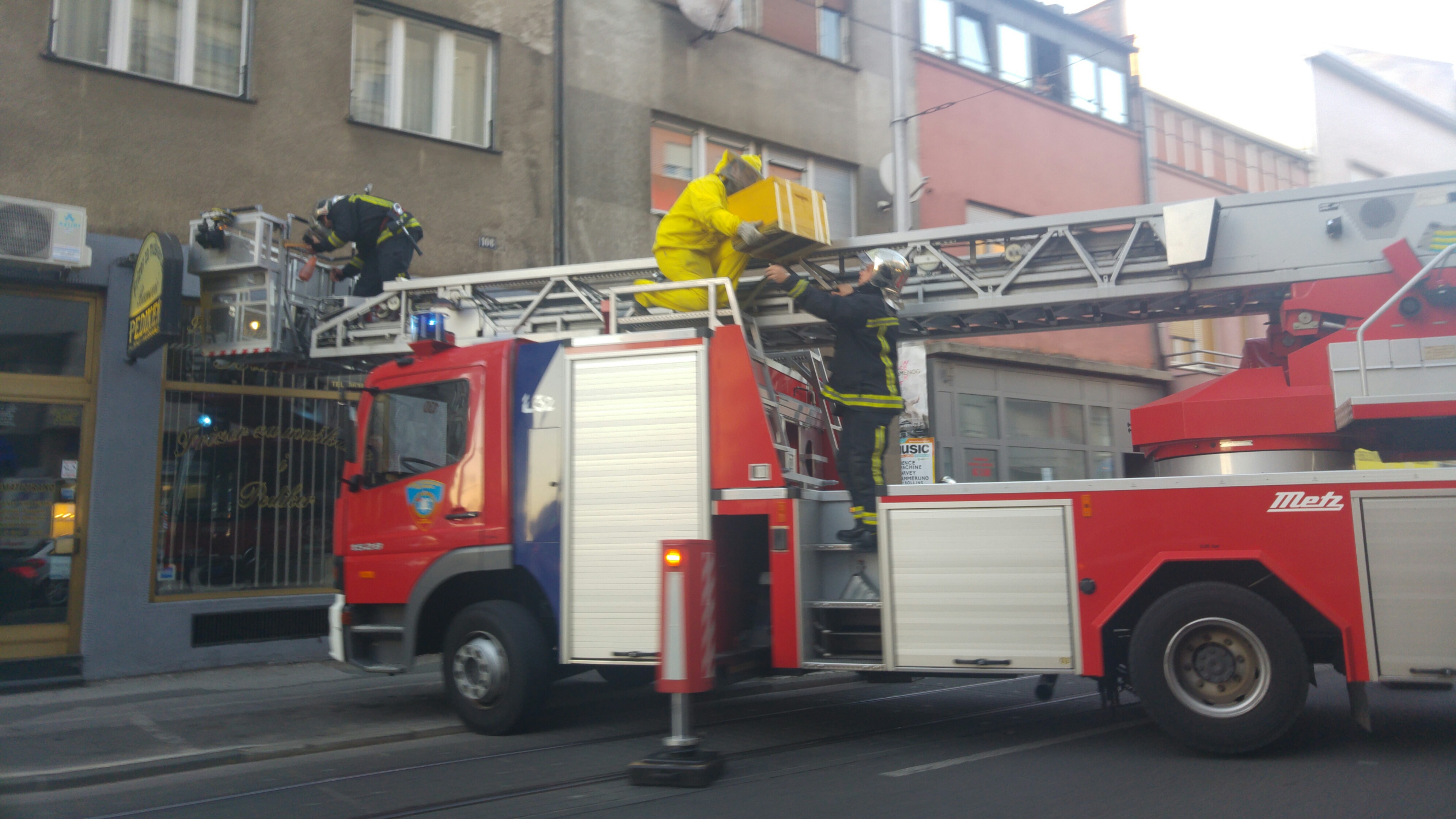 20160530_200525_resized