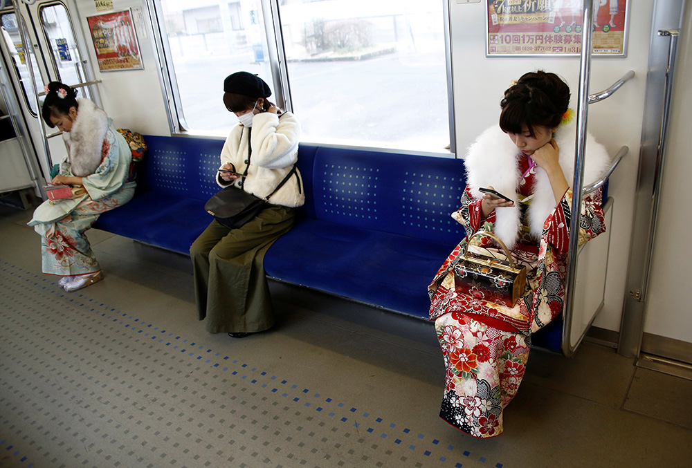 2017-01-09T080127Z_193553298_RC183DA5F8B0_RTRMADP_3_JAPAN-POPULATION