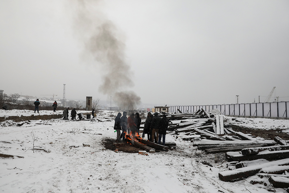 2017-01-09T145955Z_1328450569_RC1509ECEA00_RTRMADP_3_EUROPE-MIGRANTS-SERBIA-HUNGARY