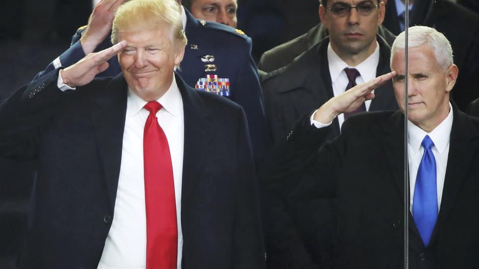 2017-01-20T231715Z_1148996192_HT1ED1K1SO64Y_RTRMADP_3_USA-TRUMP-INAUGURATION