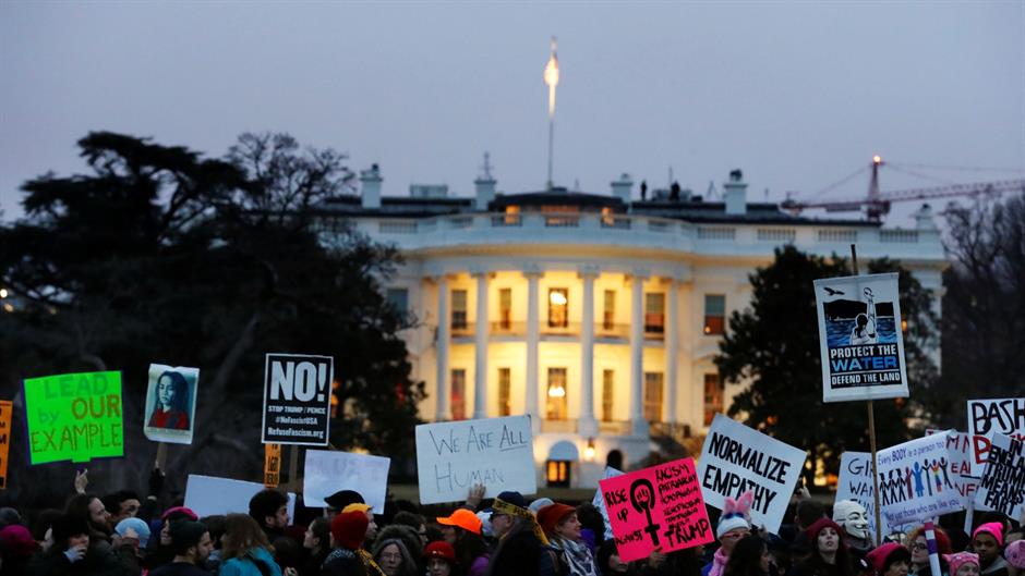 2017-01-21T230407Z_2126956305_RC1830191700_RTRMADP_3_USA-TRUMP-WOMEN