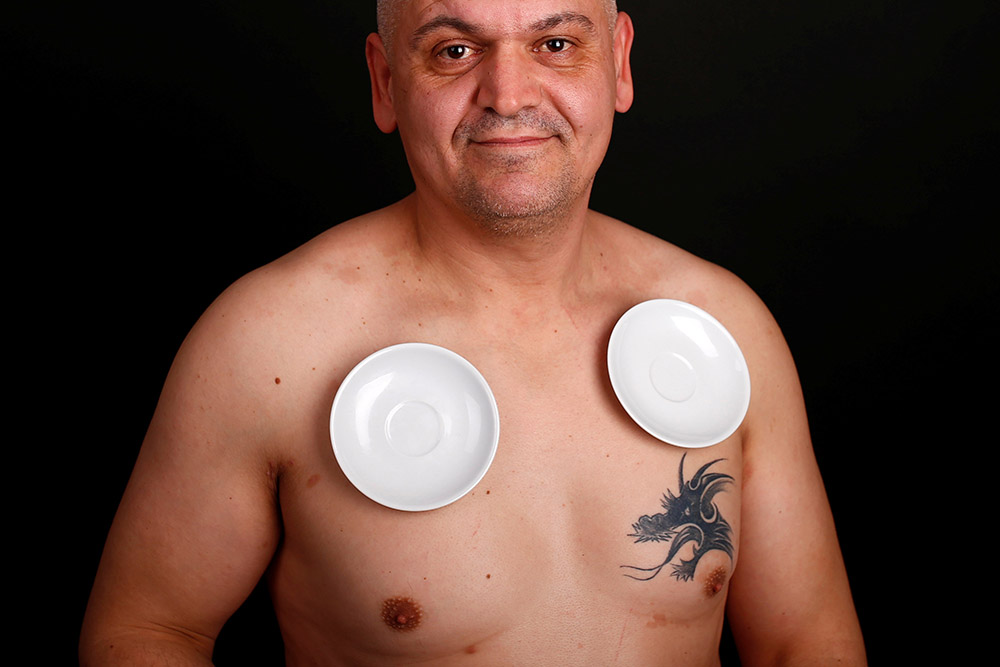 2017-01-24T140933Z_162444631_RC1DB8734C20_RTRMADP_3_BOSNIA-ODDLY