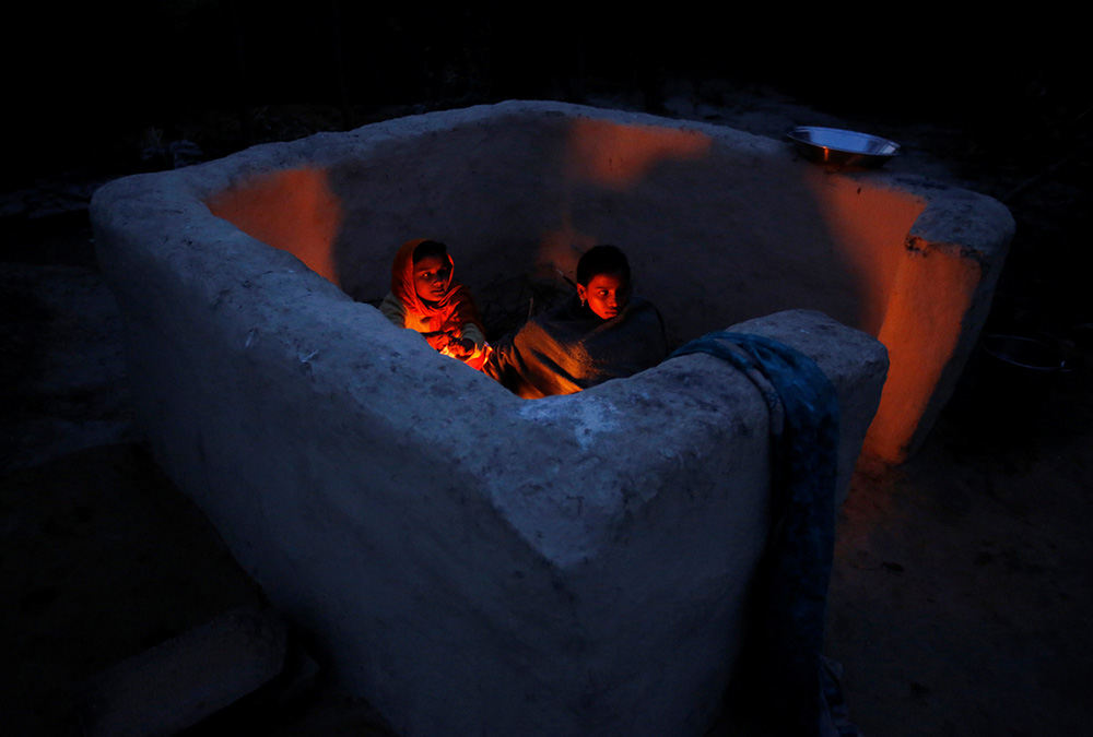 2017-01-25T130118Z_858857878_RC13691D8000_RTRMADP_3_INDIA-SNAKECHARMERS