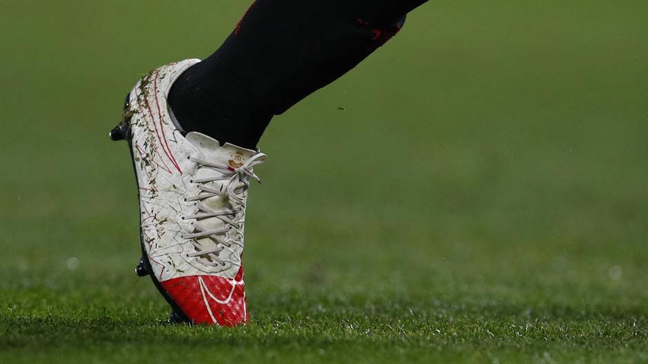 2017-01-29T164953Z_128710193_MT1ACI14741830_RTRMADP_3_SOCCER-ENGLAND-MUN-WIG