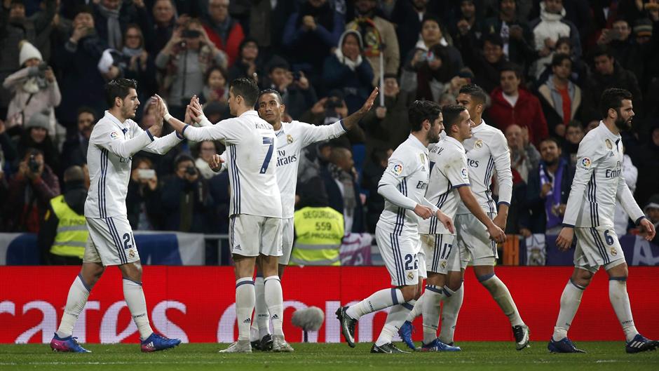 2017-01-29T213812Z_310584490_LR1ED1T1O3BH9_RTRMADP_3_SOCCER-SPAIN