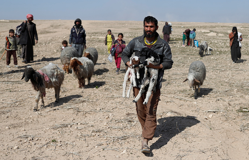 2017-02-24T120653Z_2036301707_RC13F7C8F5E0_RTRMADP_3_MIDEAST-CRISIS-IRAQ-MOSUL