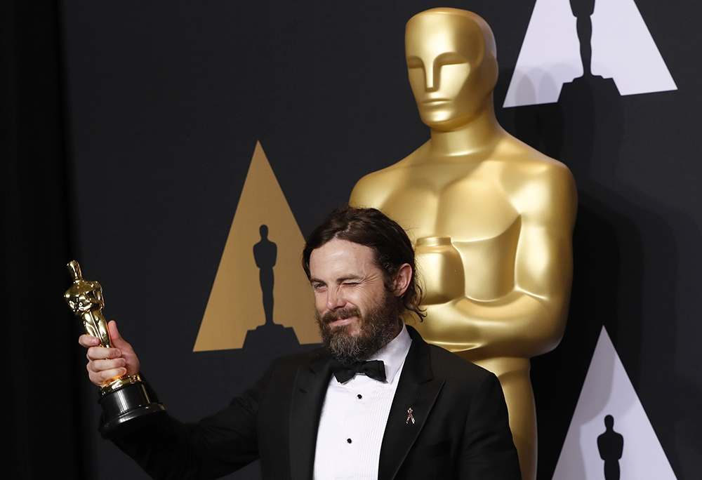 2017-02-27T054007Z_1320352701_HP1ED2R0FQU6O_RTRMADP_3_AWARDS-OSCARS(1)