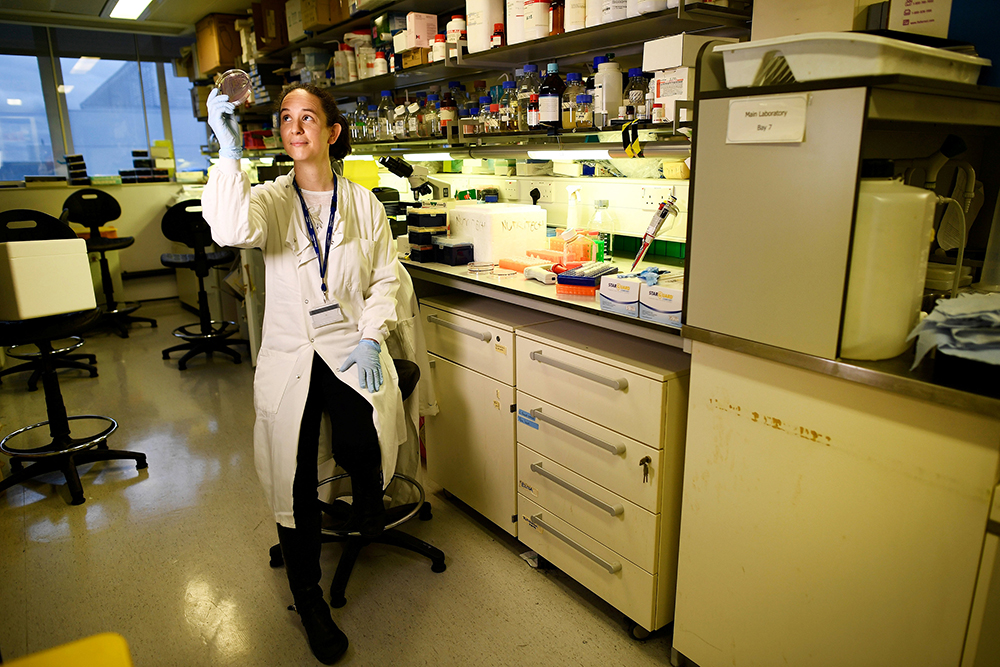 2017-03-02T140523Z_2145680577_RC17076E5F00_RTRMADP_3_WOMENS-DAY-WORKPLACE