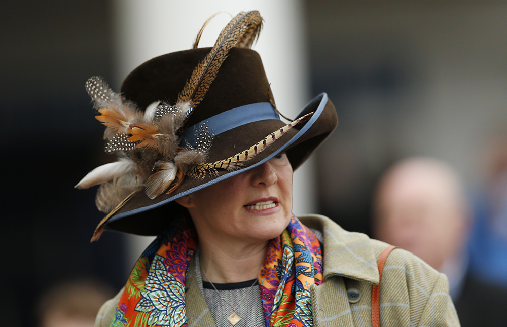 2017-03-16T115532Z_132666932_MT1ACI14766425_RTRMADP_3_HORSE-RACING-CHELTENHAM