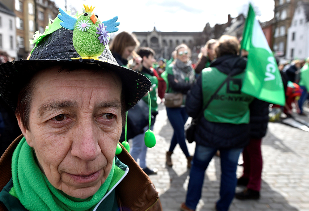 2017-03-21T131355Z_844531157_RC186F4EAA40_RTRMADP_3_BELGIUM-PROTEST