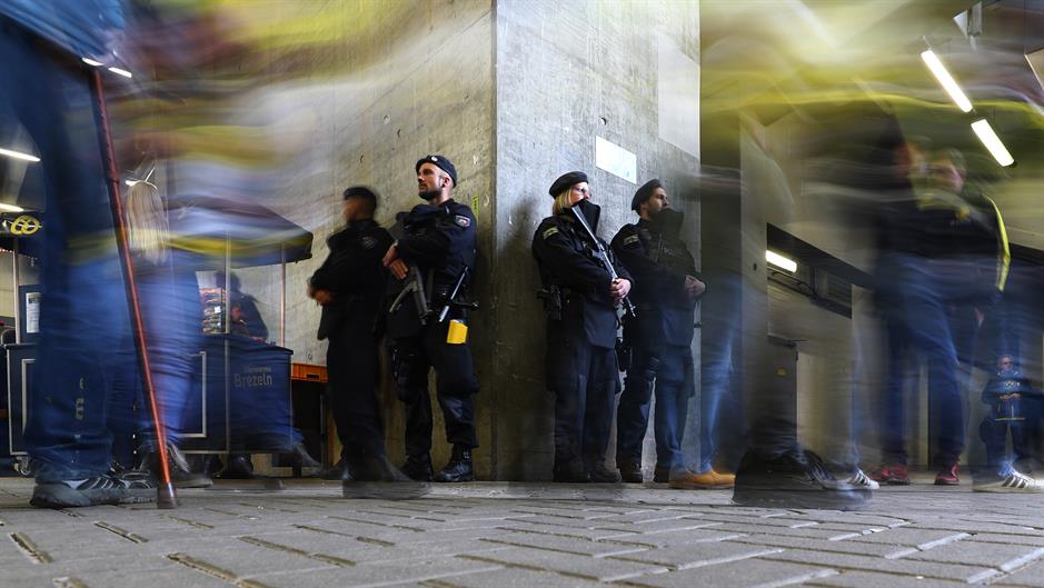 2017-04-12T161234Z_135015154_MT1ACI14777252_RTRMADP_3_SOCCER-CHAMPIONS-DOR-MONBLAST