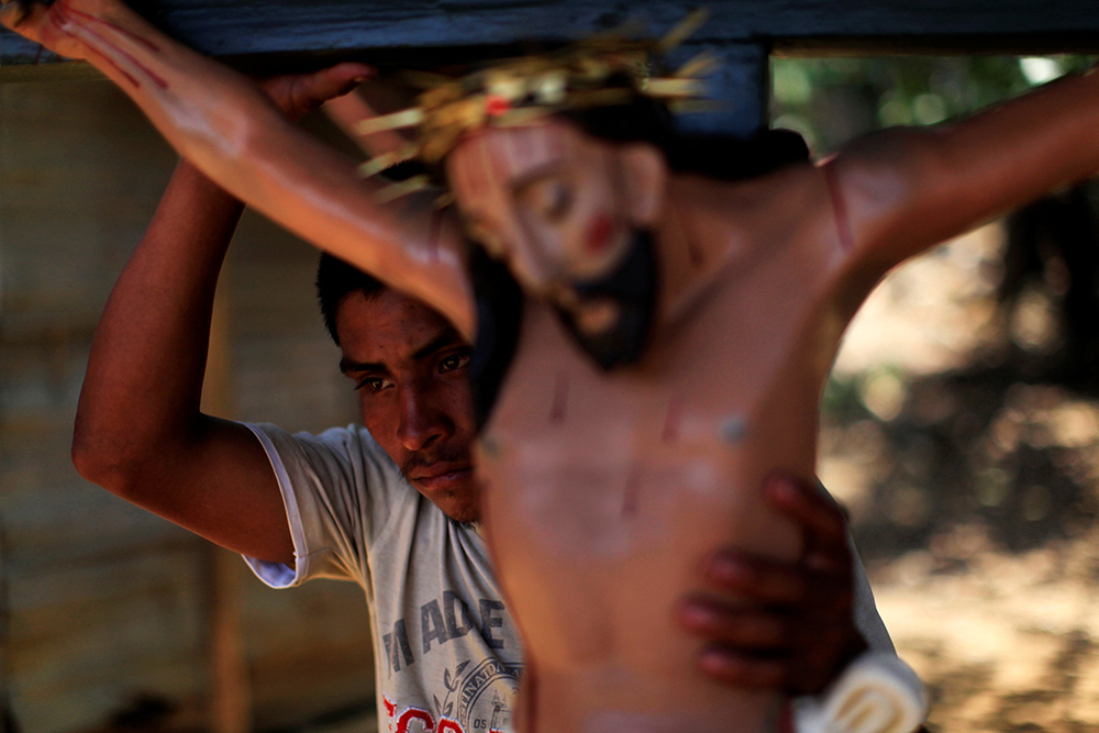 REUTERS/Jose Cabezas