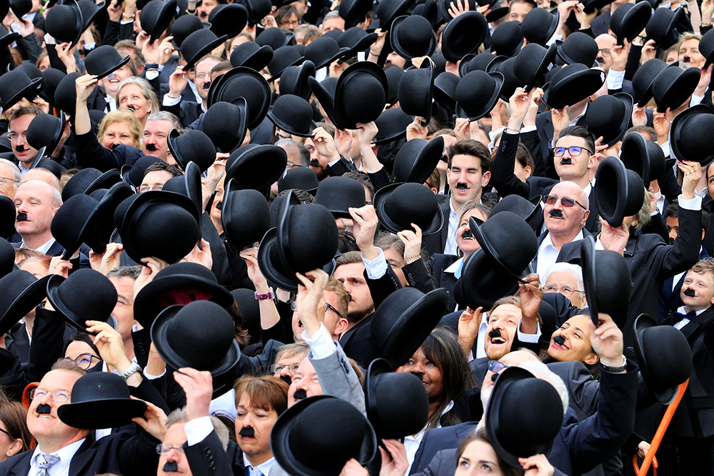 2017-04-16T095338Z_1811820567_RC1C47F331C0_RTRMADP_3_SWISS-ENTERTAINMENT-CHAPLIN