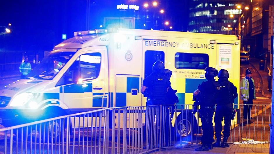 2017-05-23T015545Z_65891732_RC15ADF70830_RTRMADP_3_BRITAIN-SECURITY-MANCHESTER