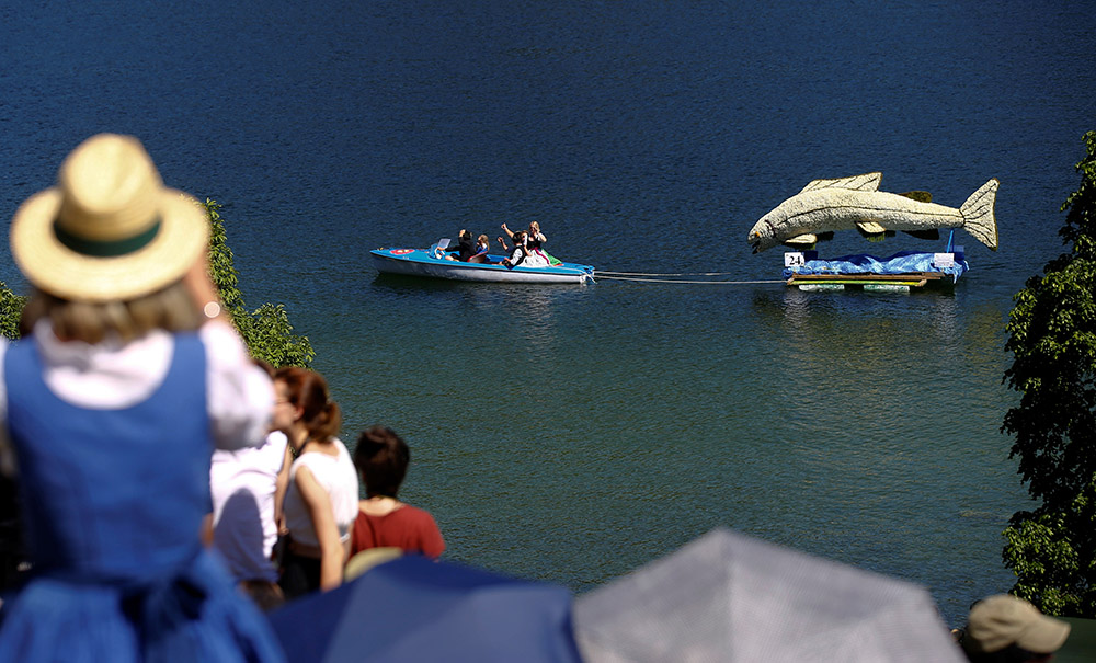 REUTERS/Leonhard Foeger
