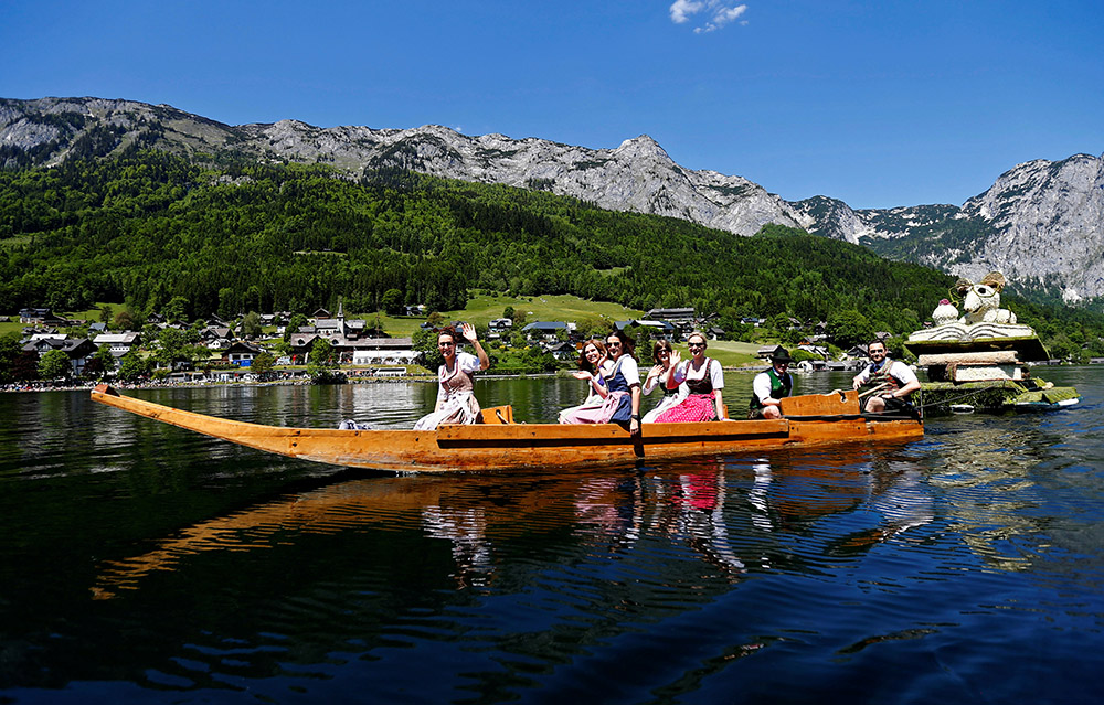 REUTERS/Leonhard Foeger
