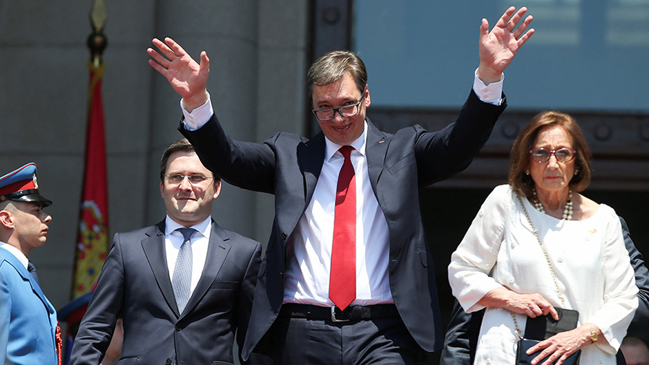2017-05-31T120003Z_1163928969_RC1D602816B0_RTRMADP_3_SERBIA-PRESIDENT 11