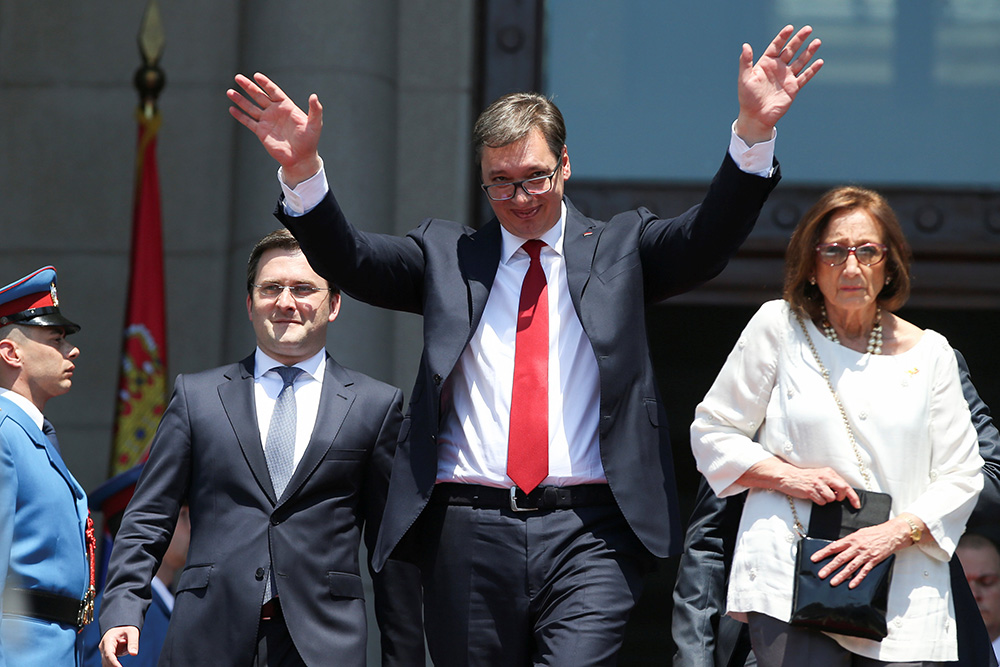 2017-05-31T120003Z_1163928969_RC1D602816B0_RTRMADP_3_SERBIA-PRESIDENT