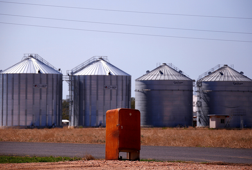 2017-06-01T074011Z_891426006_RC1ED4FB6D00_RTRMADP_3_AUSTRALIA-MAILBOXES