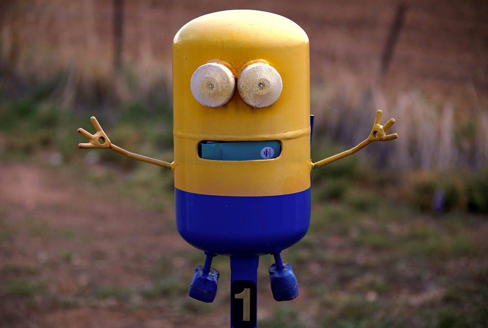 2017-06-01T074409Z_1992658678_RC13D1466E60_RTRMADP_3_AUSTRALIA-MAILBOXES