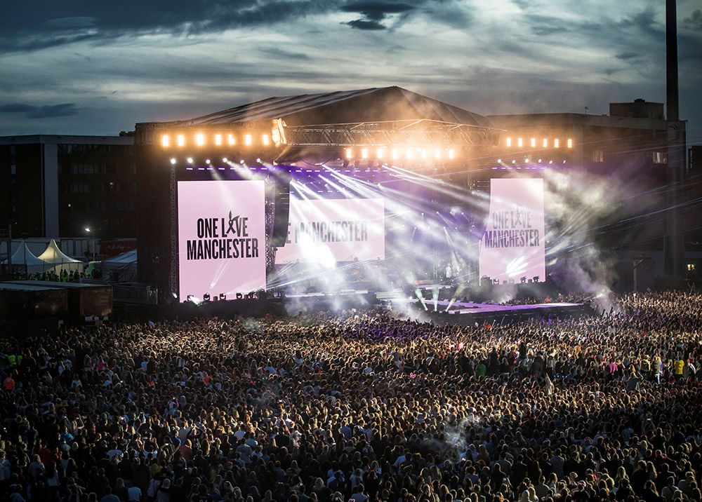 REUTERS/Danny Lawson/One Love Manchester