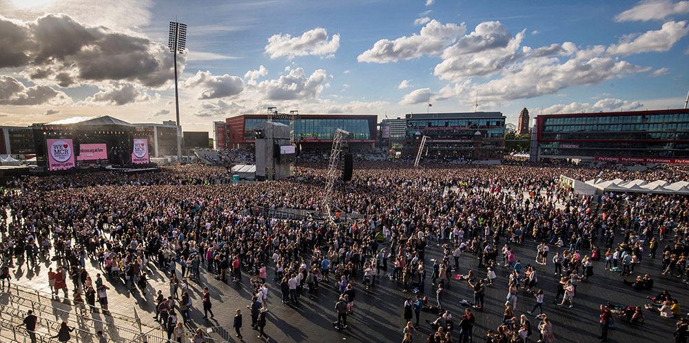 REUTERS/Danny Lawson/One Love Manchester