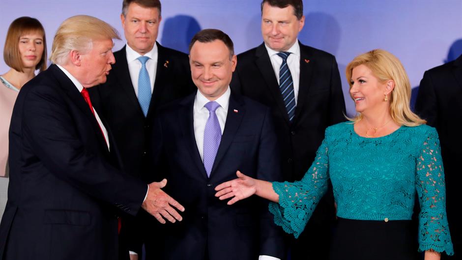 2017-07-06T094822Z_1610848377_RC1A16D48210_RTRMADP_3_POLAND-USA-TRUMP