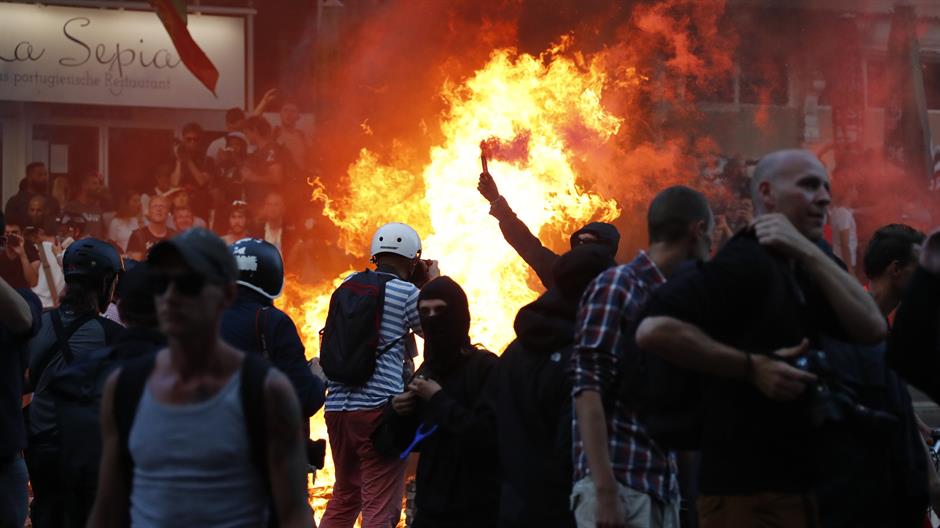 2017-07-07T191441Z_89373666_UP1ED771HGG0E_RTRMADP_3_G20-GERMANY-PROTEST