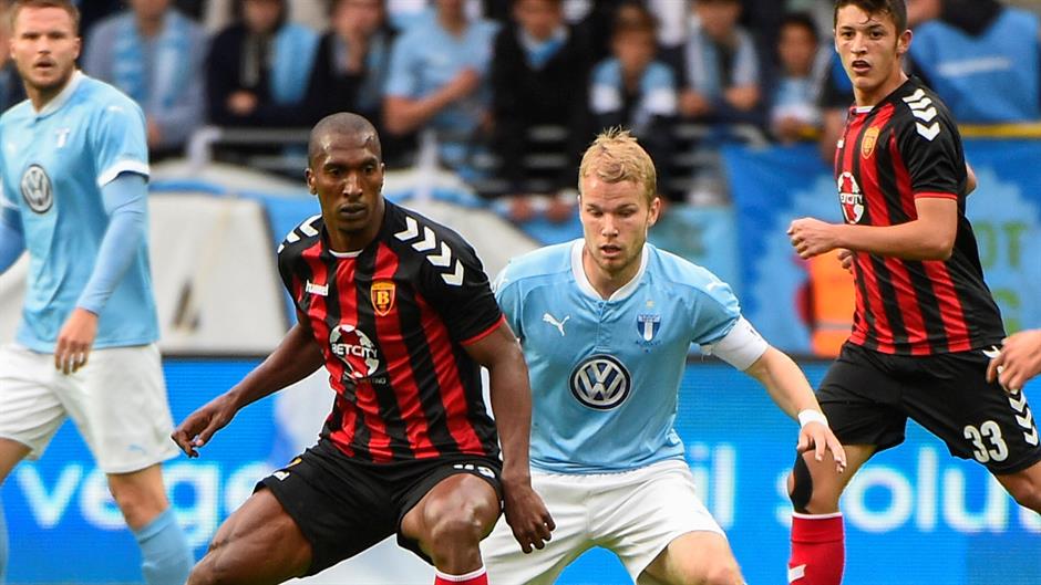 2017-07-12T183825Z_1722719746_RC167DB5E980_RTRMADP_3_SOCCER-CHAMPIONS