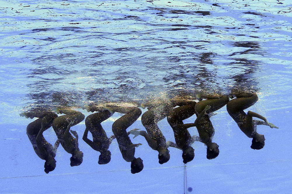 2017-07-16T171022Z_404536547_UP1ED7G1BP9S8_RTRMADP_3_SWIMMING-WORLD