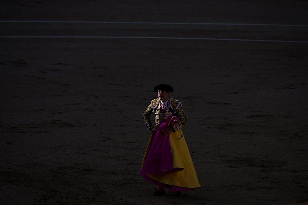 2017-07-26T090354Z_1368800856_RC13E15732C0_RTRMADP_3_SPAIN-CULTURE-BULLFIGHTER
