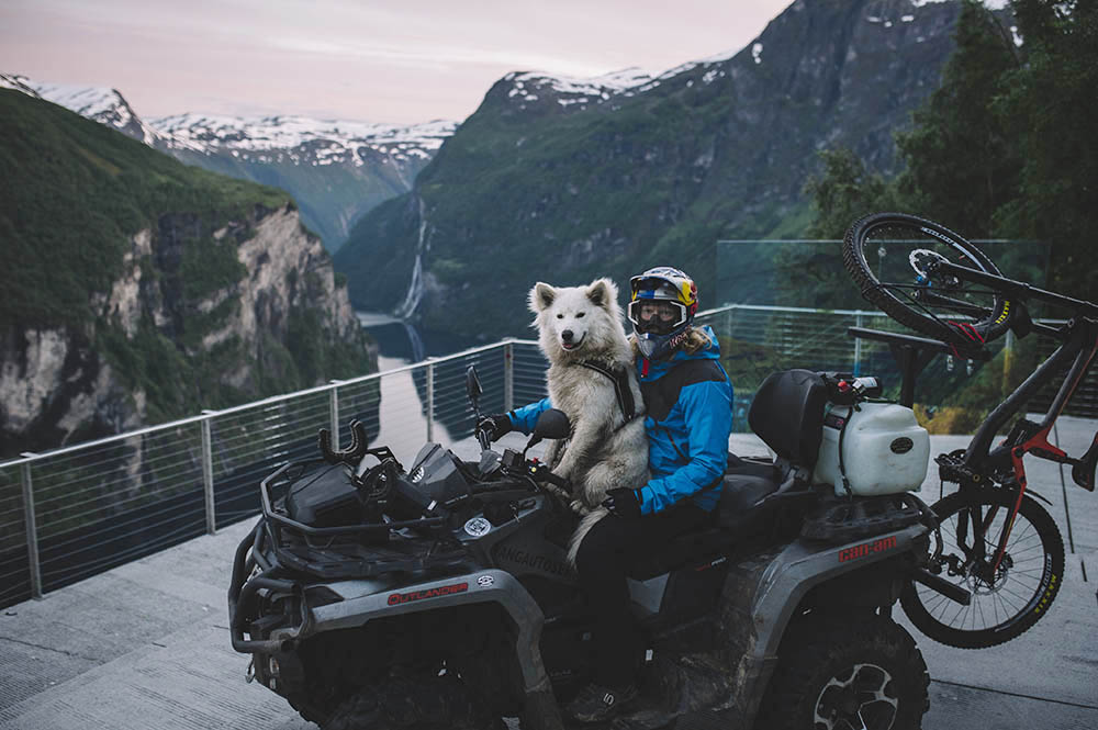 2017-07-27T093309Z_1_MTZSPDED7RQT78TT_RTRFIPP_4_MAKKEN-NORWAY-DOG-2017